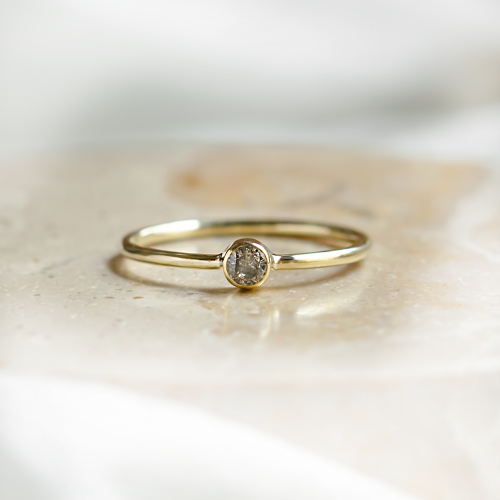 Minimalist engagement ring with salt and pepper diamond AINE