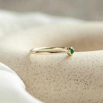 Emerald stackable fine ring CARAGH