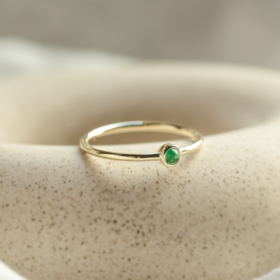 Emerald stackable fine ring CARAGH