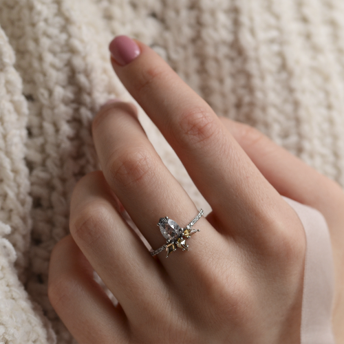 Luxury gold ring with salt´n´pepper and fancy diamonds CROWNIA