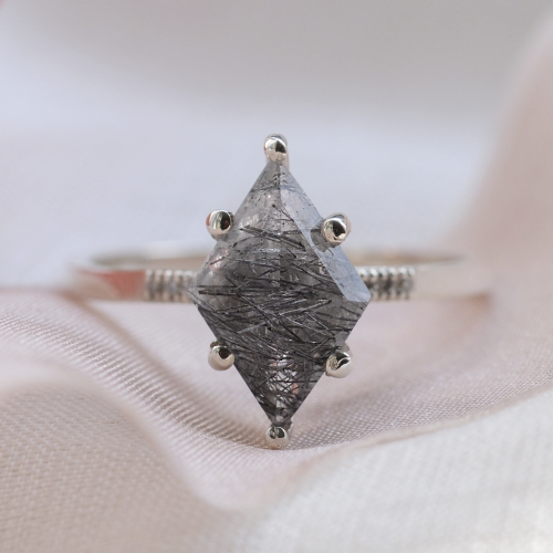 Original gold ring with rutilated quartz and diamonds MAIREAD