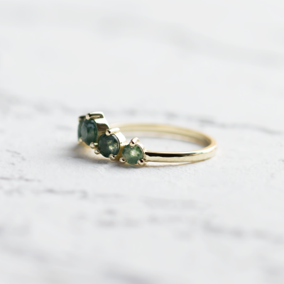 Eternity gold ring with moss agates OISIN
