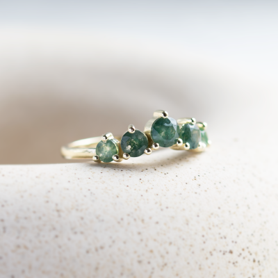 Eternity gold ring with moss agates OISIN