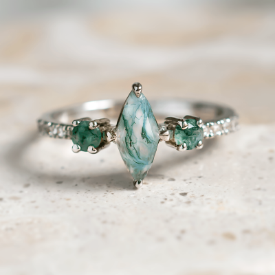 Vintage zlatý prsten s mechovými acháty a diamanty OSCAR