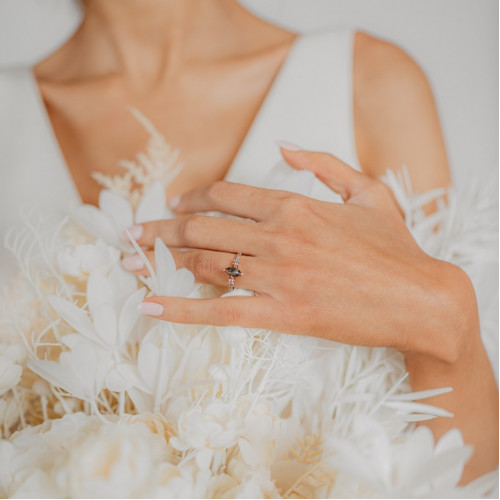 Vintage gold ring with marquise salt and pepper diamonds ROISIN