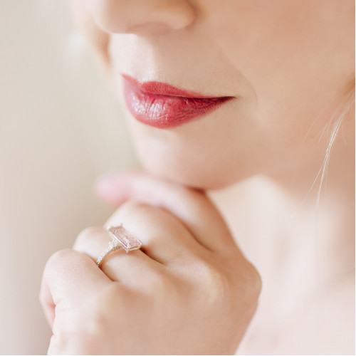 Gold ring with strawberry quartz and diamonds SWEETIE