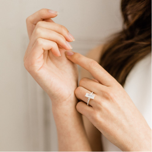 Gold baguette moonstone ring with side diamonds TIGE