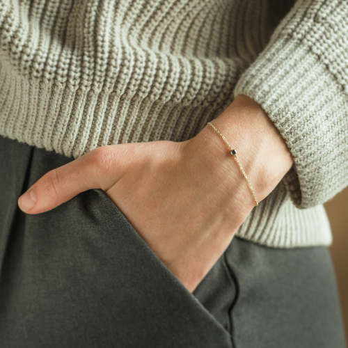 Gold bracelet with a black diamond BALA