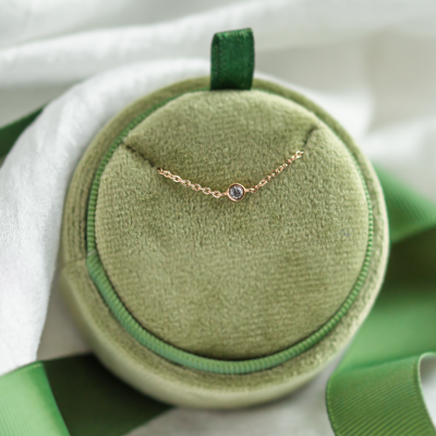 Minimalist bracelet with bezel salt and pepper diamond SANDY