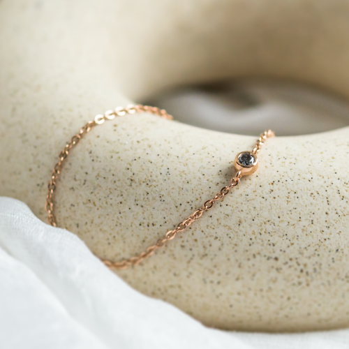 Minimalistický náramek s bezel salt and pepper diamantem SANDY