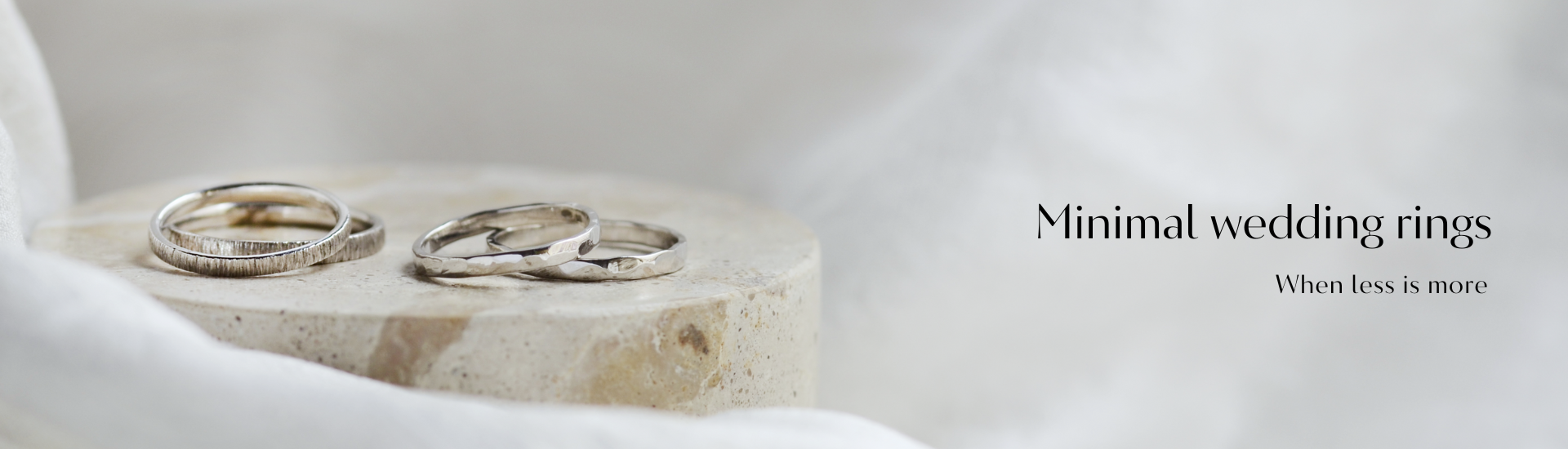 Minimal wedding rings