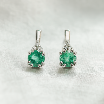 Emerald and diamond jewellery set ELANNA