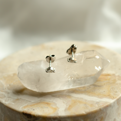 Minimalist earrings with marquise diamonds ANTO