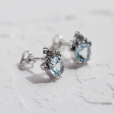 Zlaté náušnice s akvamaríny a salt and pepper diamanty BELLA