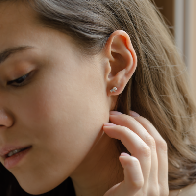 Gold earrings with cluster moissanites CARMEN