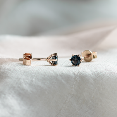 Stud earrings with blue topaz DENIM
