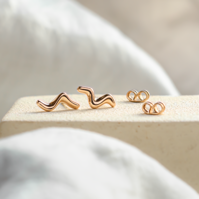 Minimalist gold earrings waves MIGNON