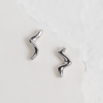 Minimalist gold earrings waves MIGNON