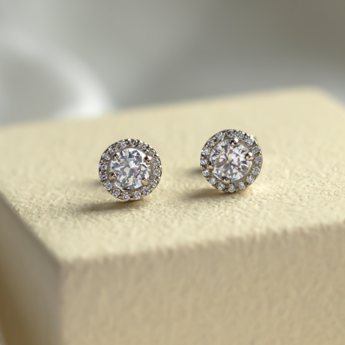 Classical gold stud earring with lab created diamonds NINO