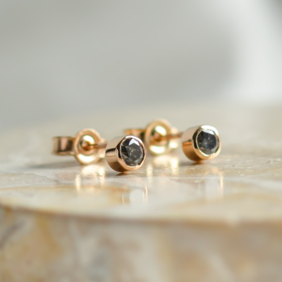 Minimalist gold earrings with salt and pepper diamonds in bezel setting NOLA