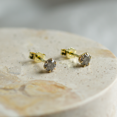 Minimalist earrings with salt and pepper diamonds PARKER