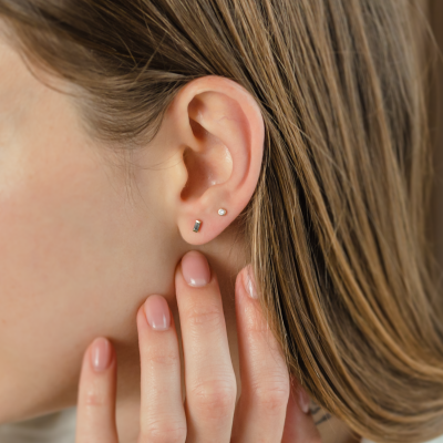 Minimalist earrings with gray diamonds RICKY