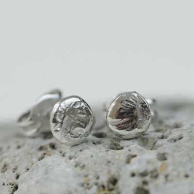 Silver hammered stud earrings with push back closure RIMINI