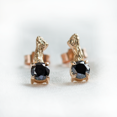 Stud earrings with black diamonds and twig SEAN