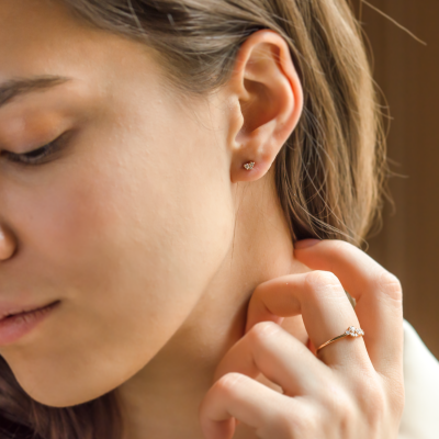 Minimalist gold cluster earrings with diamonds TAYLA