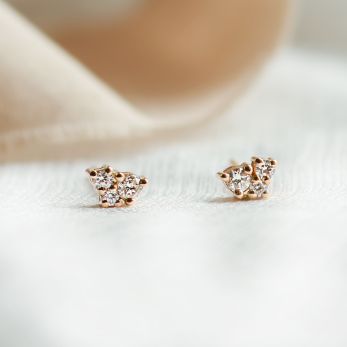 Minimalist gold cluster earrings with diamonds TAYLA