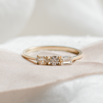 Gold ring with three moissanites AVERY
