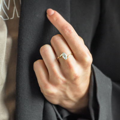 Elegantní prsten s marquise moissanitem CHARLOTTE