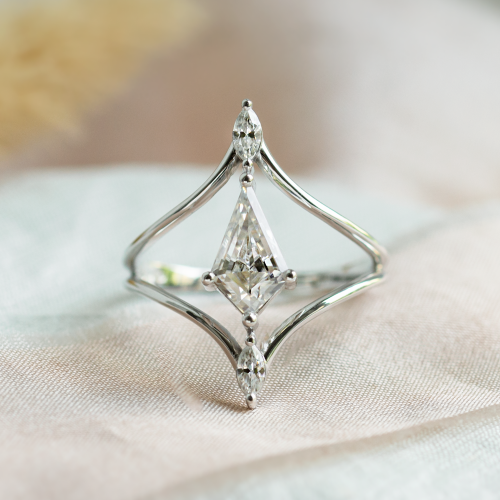 Extravagant split shank ring with moissanites ELOISE