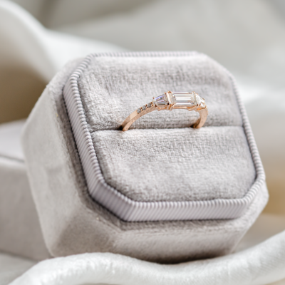 Gold ring in art deco style with moissanites SPENCER