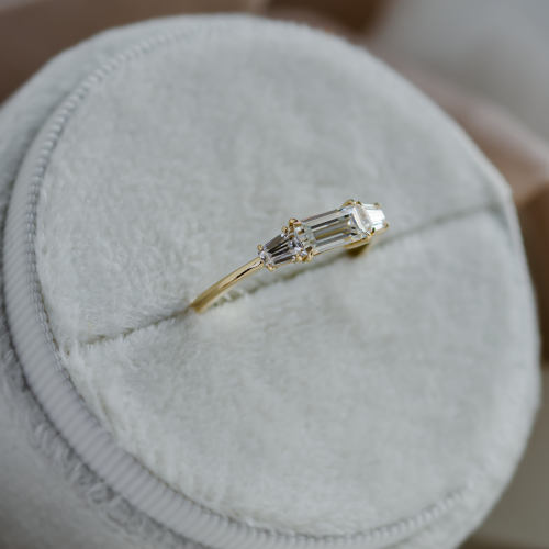 Vintage ring in art deco style with moissanites VISCOUNT