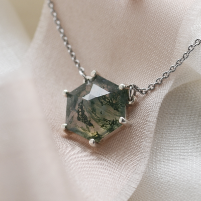 Gold pendant with hexagon moss agate ALISI