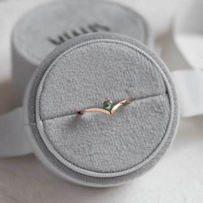 Gold ring with moss agate AMY