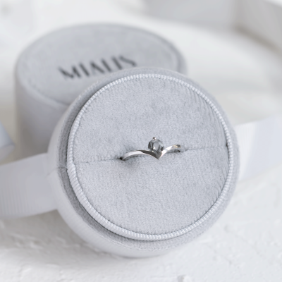 Gold ring with moss agate AMY