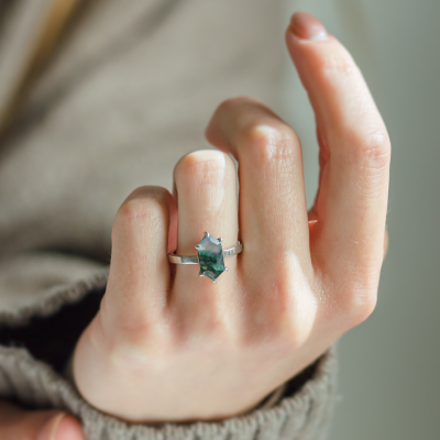 Vintage gold moss agate ring BENEDETTA