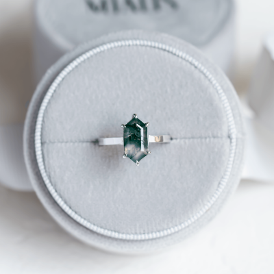 Vintage zlatý prsten s mechovým achátem BENEDETTA