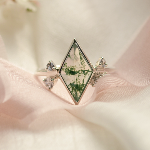 Cluster moss agate ring with diamonds CARLOTTA