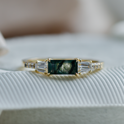 Ring in art deco style with moss agate and moissanites DINETH