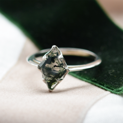 Zásnubní prsten s mechovým achátem GIULIA