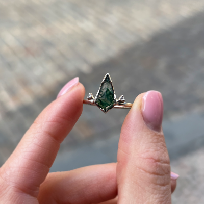 Gold ring with moss agate and diamonds KIRA