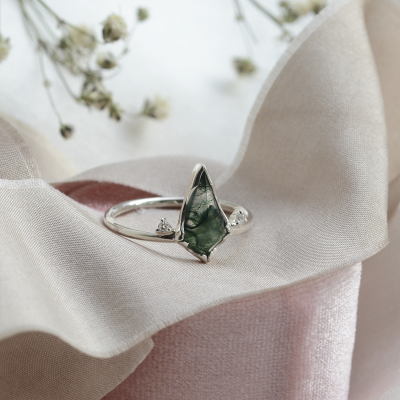 Gold ring with moss agate and diamonds KIRA