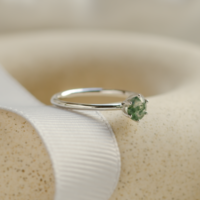 Minimalist engagement ring with moss agate MAGGIE