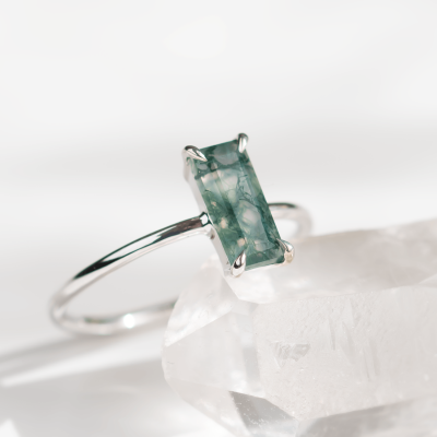 Gold ring with moss agate MOS