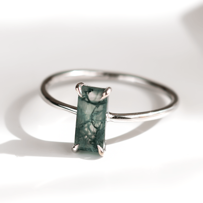 Gold ring with moss agate MOS