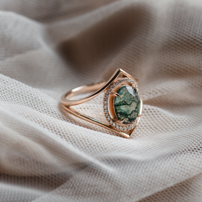 Luxury gold ring with moss agate and diamonds PINIA