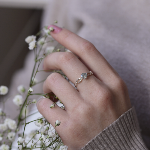 Gold ring with moss agate and diamonds QUEEN